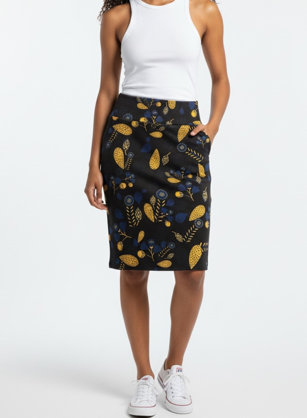 NWT LuLaRoe Cassie StretchPencil Skirt Size L Black Blue Yellow Modern Floral